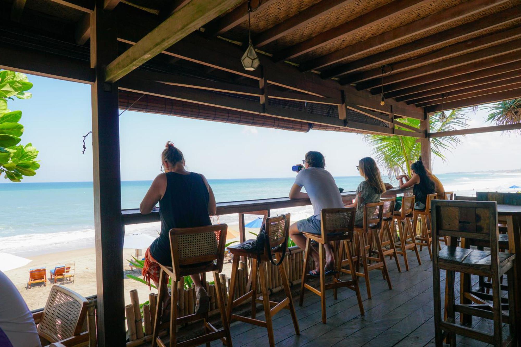 Tropical Beach House Bali Seminyak Extérieur photo