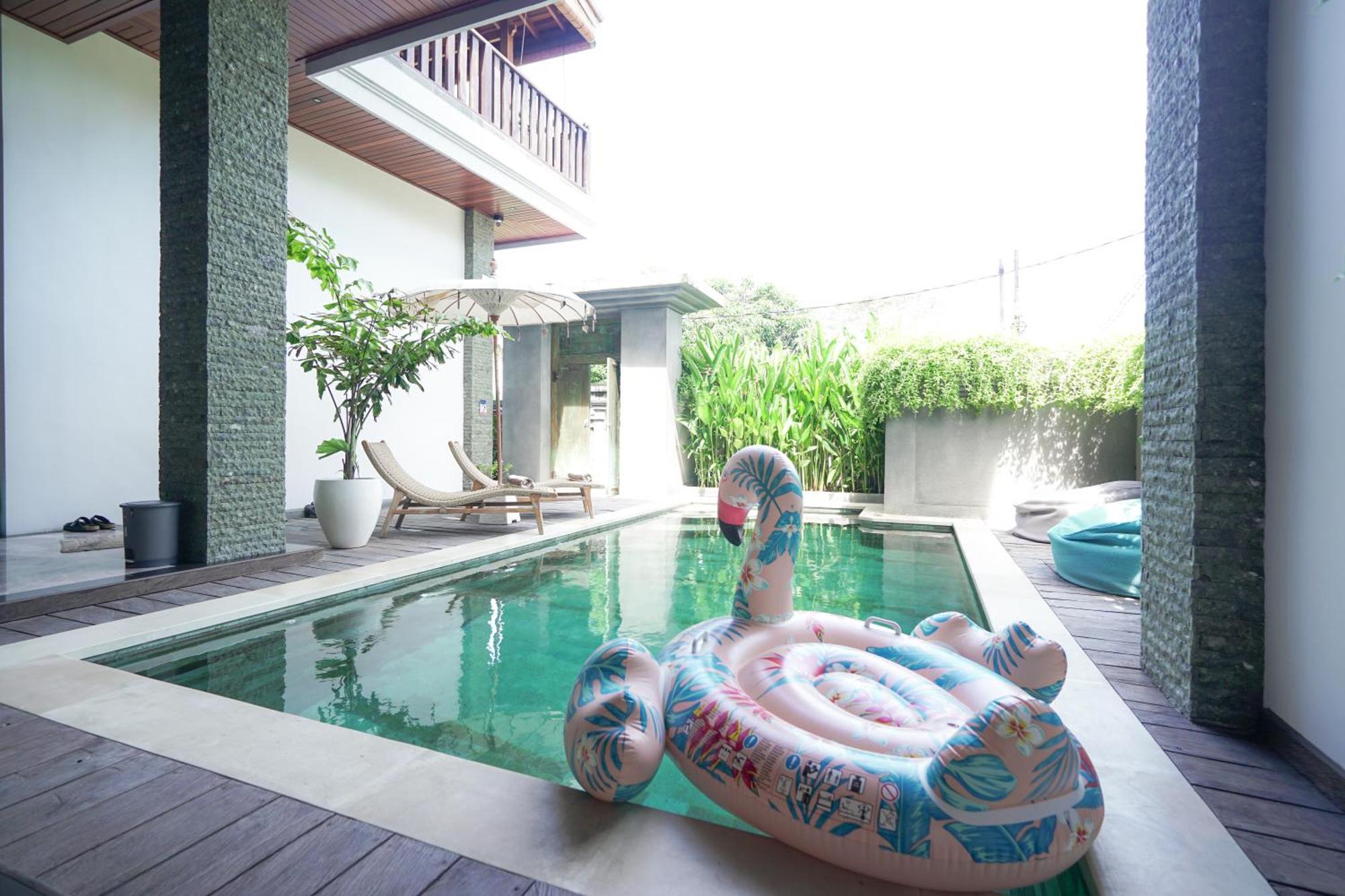 Tropical Beach House Bali Seminyak Extérieur photo