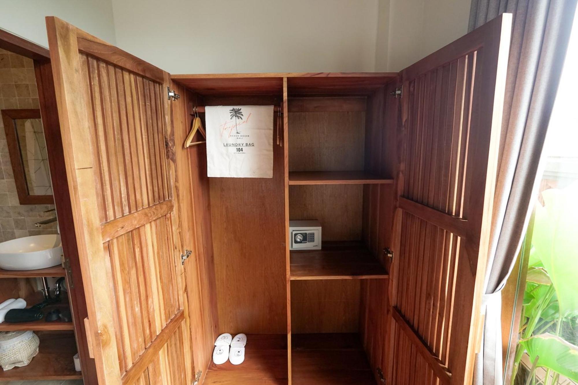 Tropical Beach House Bali Seminyak Chambre photo